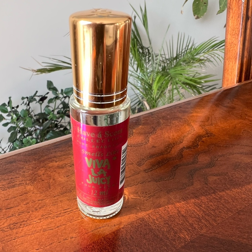 Viva La juicy inspired oil. Brand new!